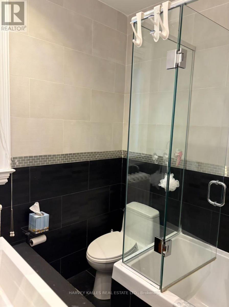 Main - 306 Spadina Road, Toronto, Ontario  M5R 2V6 - Photo 14 - C12788026