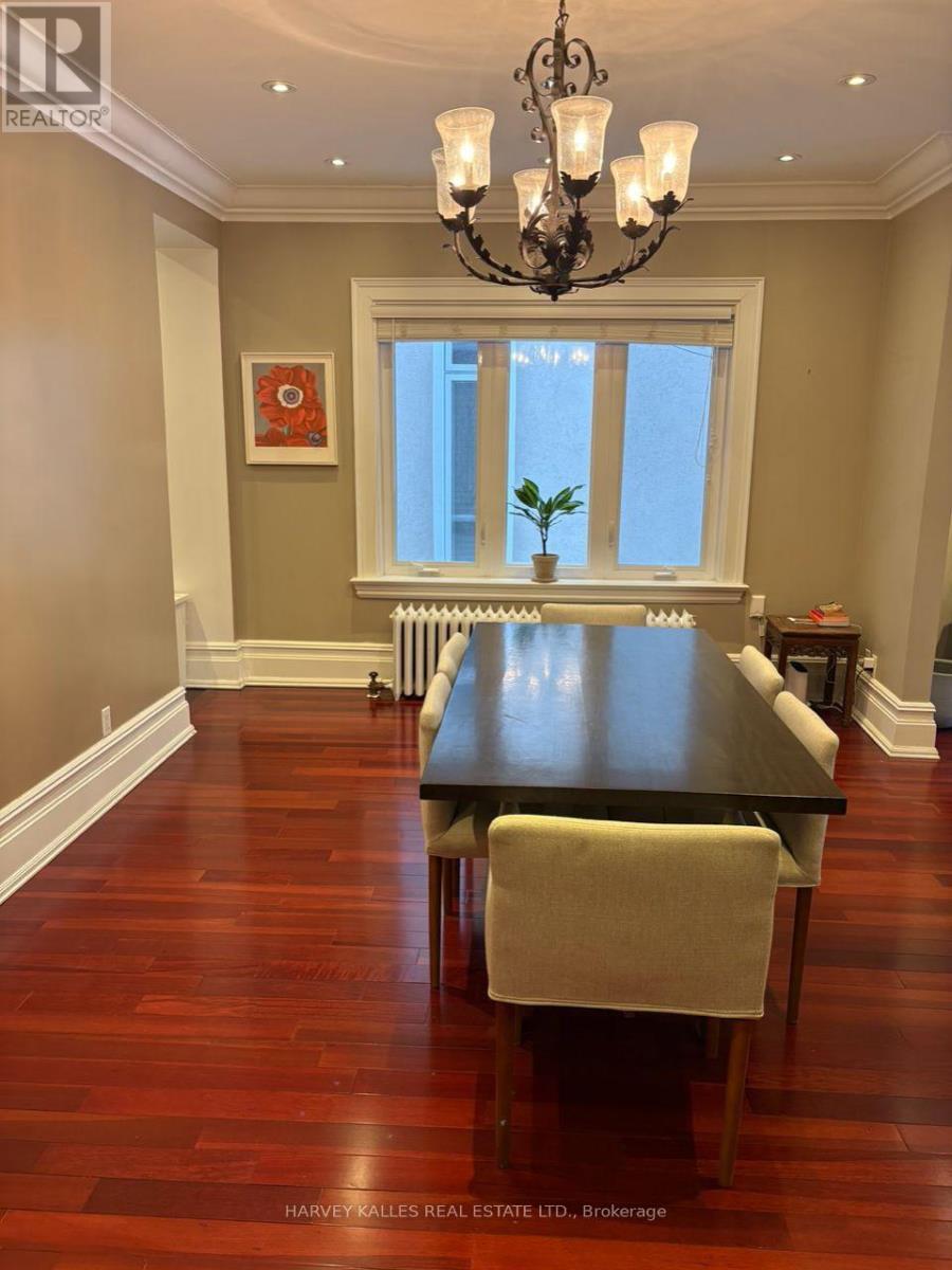 Main - 306 Spadina Road, Toronto, Ontario  M5R 2V6 - Photo 9 - C12788026