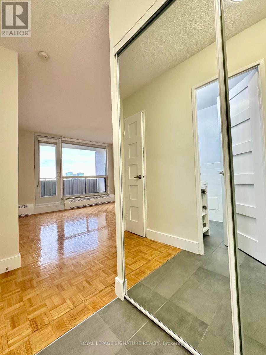 2101 - 666 Spadina Avenue, Toronto, Ontario  M5S 2H8 - Photo 6 - C12788042