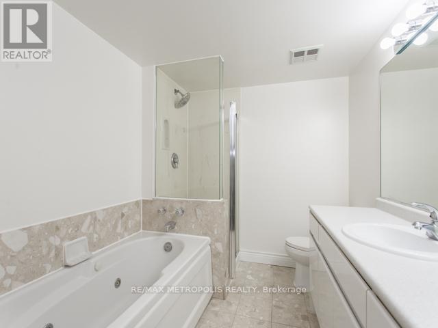 1406 - 7 Carlton Street, Toronto, Ontario  M5B 2M3 - Photo 19 - C12788050