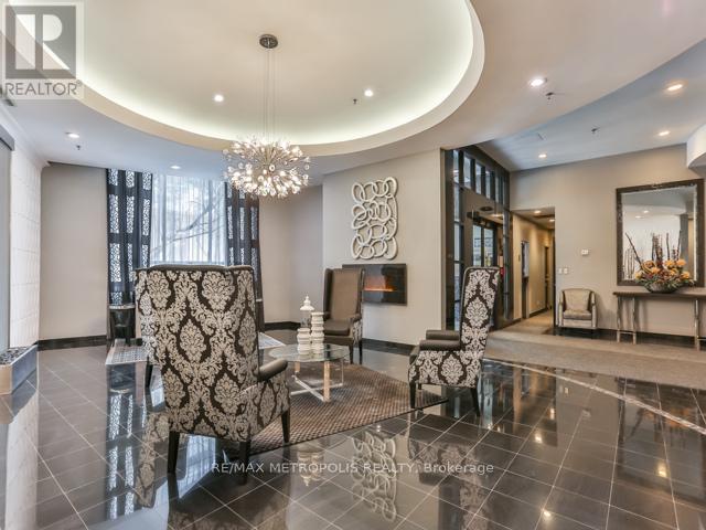 1406 - 7 Carlton Street, Toronto, Ontario  M5B 2M3 - Photo 2 - C12788050