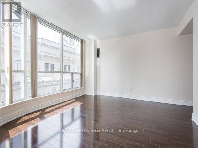 1406 - 7 Carlton Street, Toronto, Ontario  M5B 2M3 - Photo 8 - C12788050