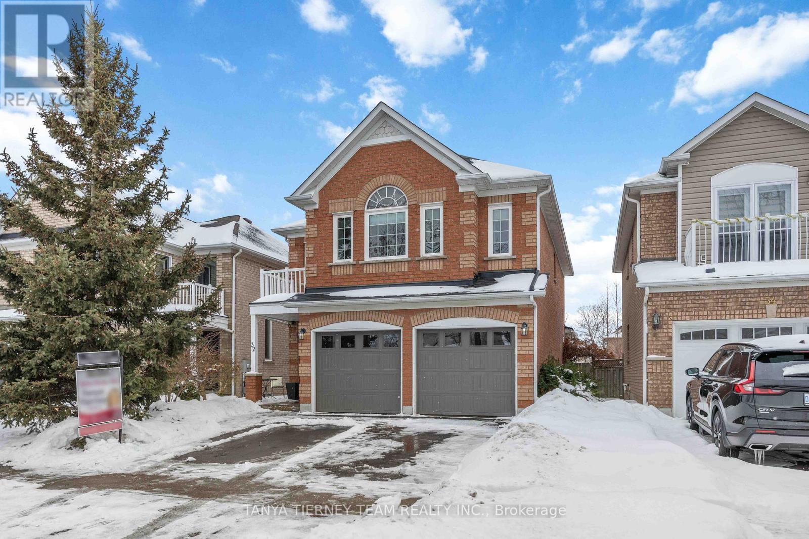 32 Four Winds Drive, Whitby, Ontario  L1N 9R8 - Photo 2 - E12788000