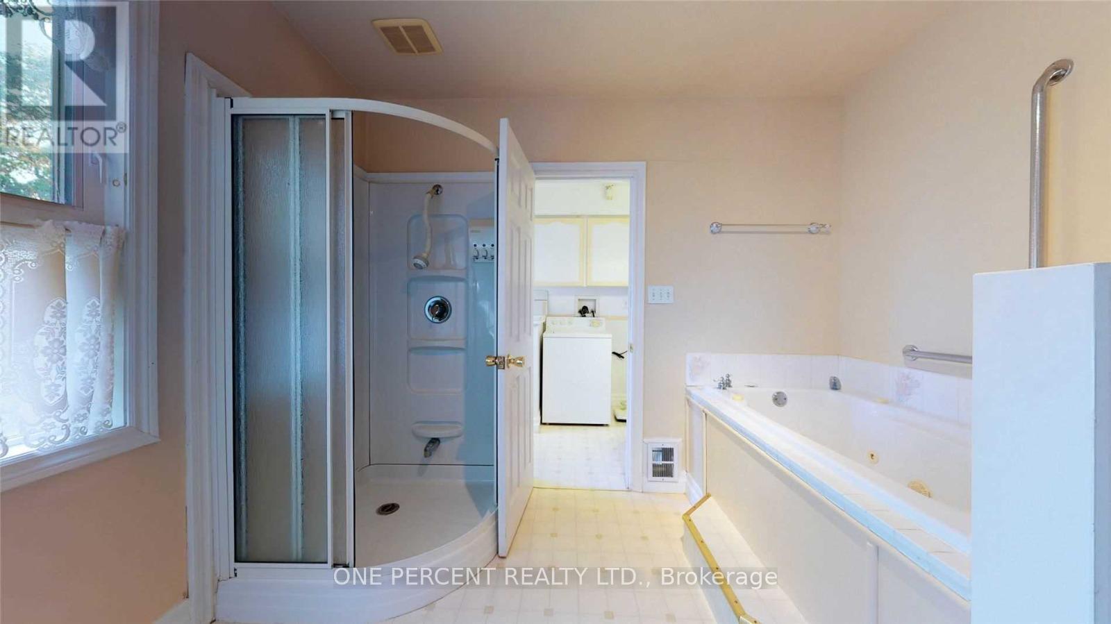 9 Kingsmere Crescent, Toronto, Ontario  M1M 3B2 - Photo 10 - E12788054