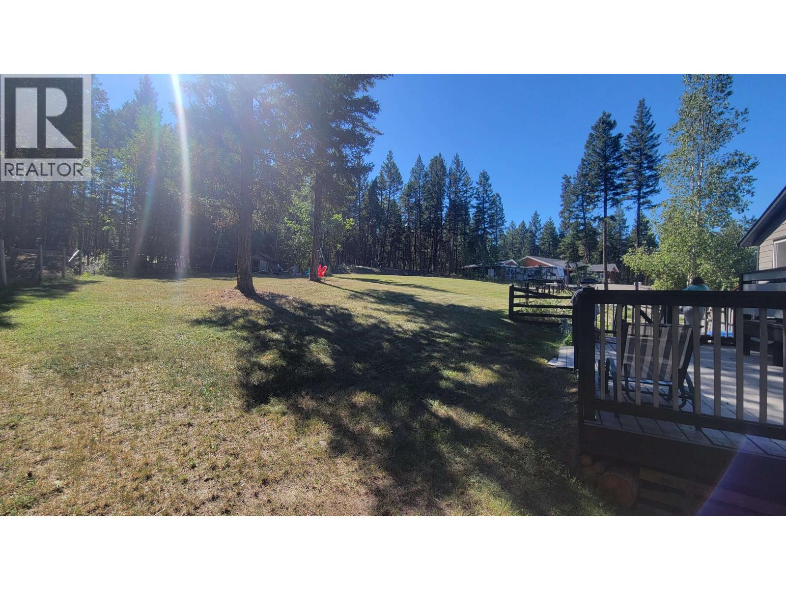 4737 Sussnee Road, 100 Mile House, British Columbia  V0K 2Z0 - Photo 10 - R3089634