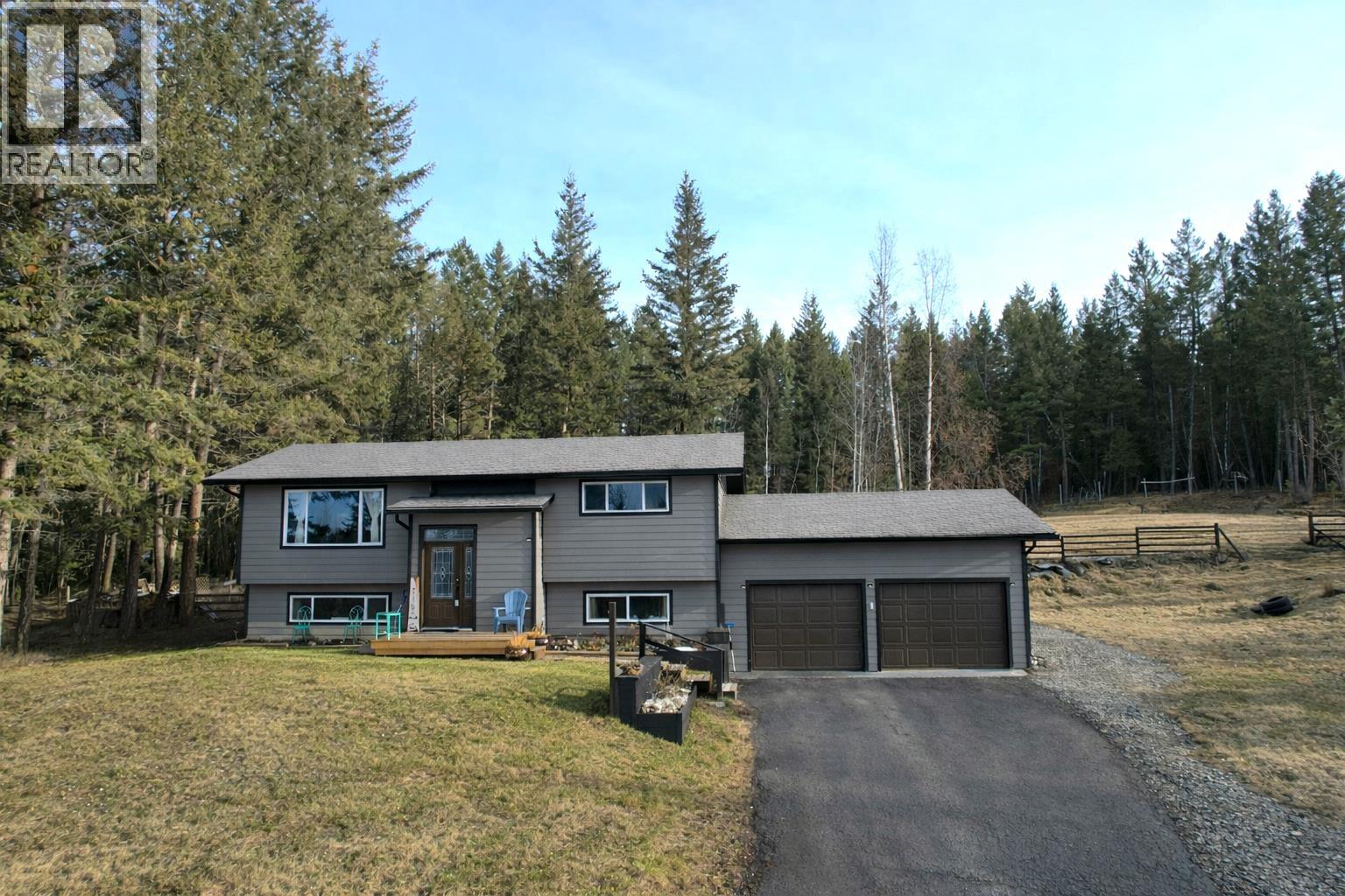 4737 SUSSNEE ROAD, 100 Mile House, British Columbia