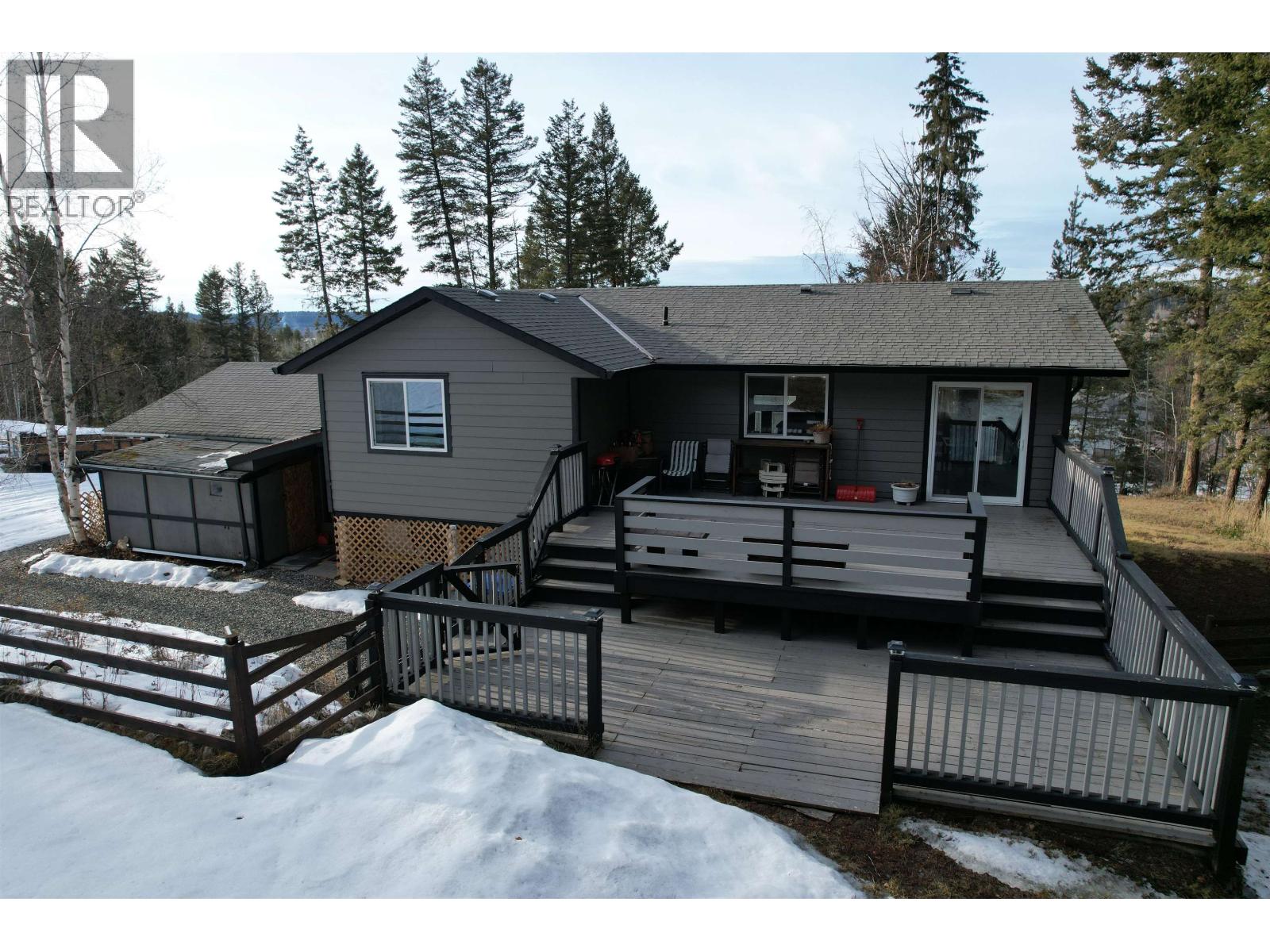 4737 Sussnee Road, 100 Mile House, British Columbia  V0K 2Z0 - Photo 8 - R3089634