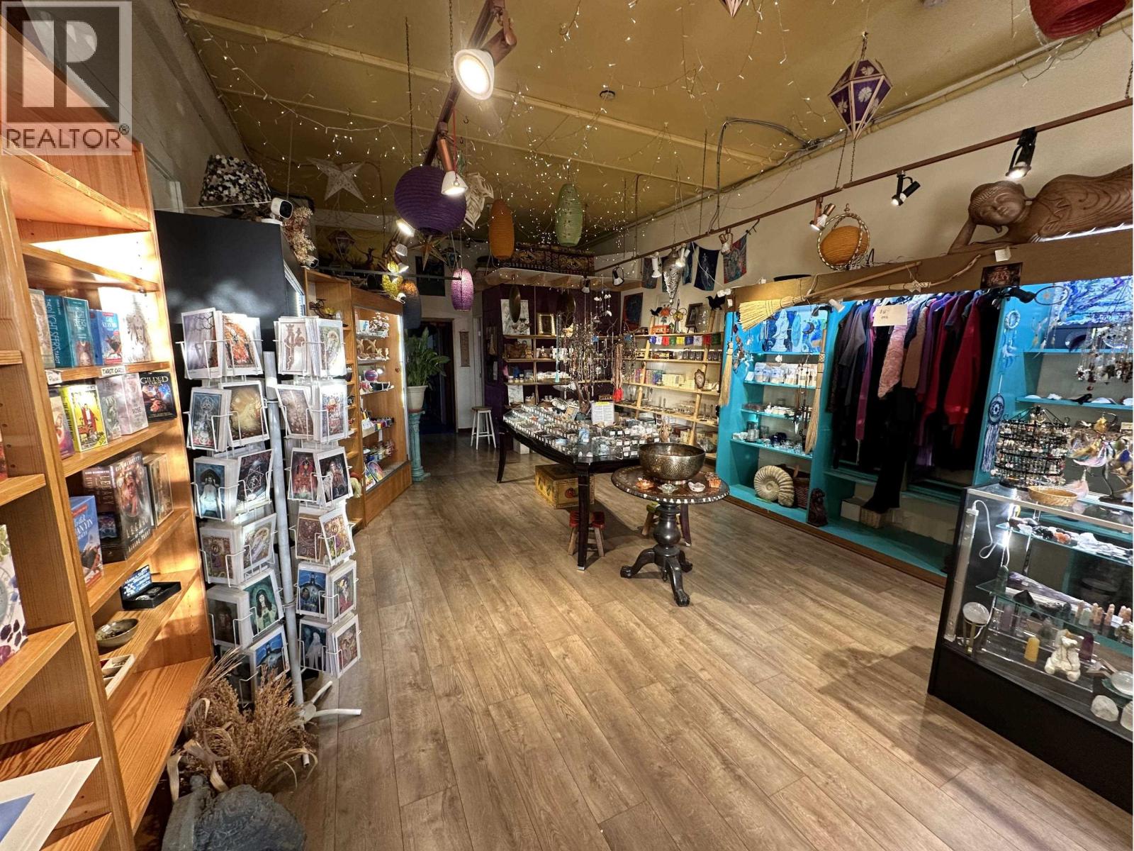 1826 Lonsdale Avenue, North Vancouver, British Columbia  V7M 2J9 - Photo 3 - C8076051