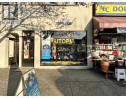 1826 LONSDALE AVENUE, North Vancouver, British Columbia