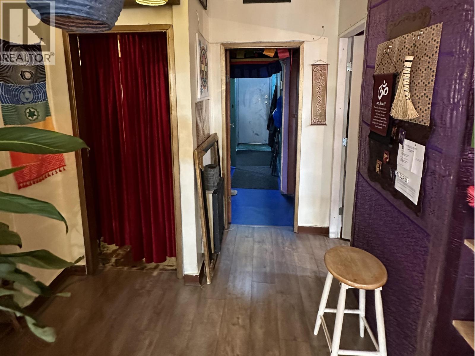 1826 Lonsdale Avenue, North Vancouver, British Columbia  V7M 2J9 - Photo 4 - C8076051