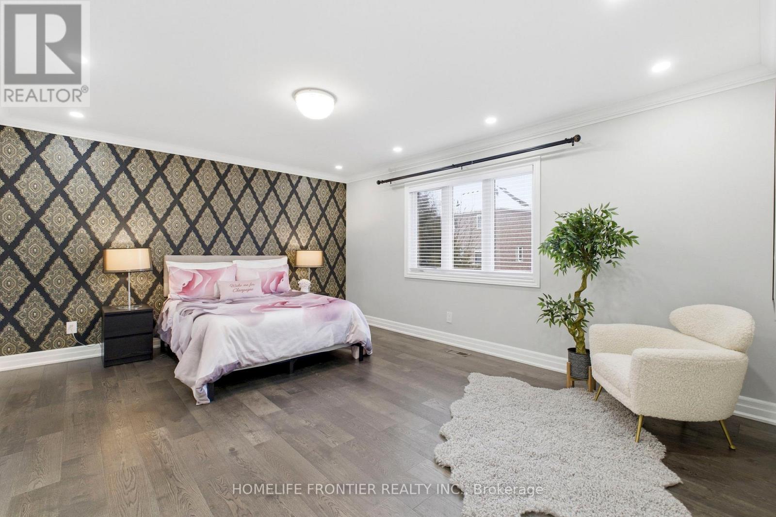 107 Mynden Way, Newmarket, Ontario  L3X 3B7 - Photo 18 - N12788056