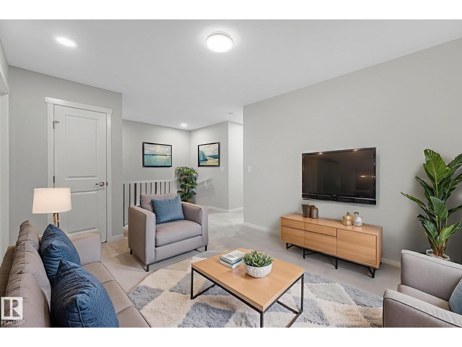 1024 14 Avenue Nw Nw, Edmonton, Alberta  T6T 2W8 - Photo 3 - E4473509