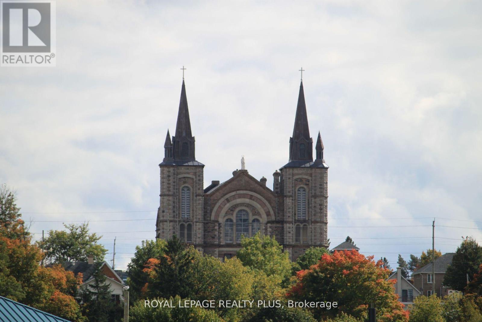 17 Quarry Road, Penetanguishene, Ontario  L9M 0W6 - Photo 16 - S12788048