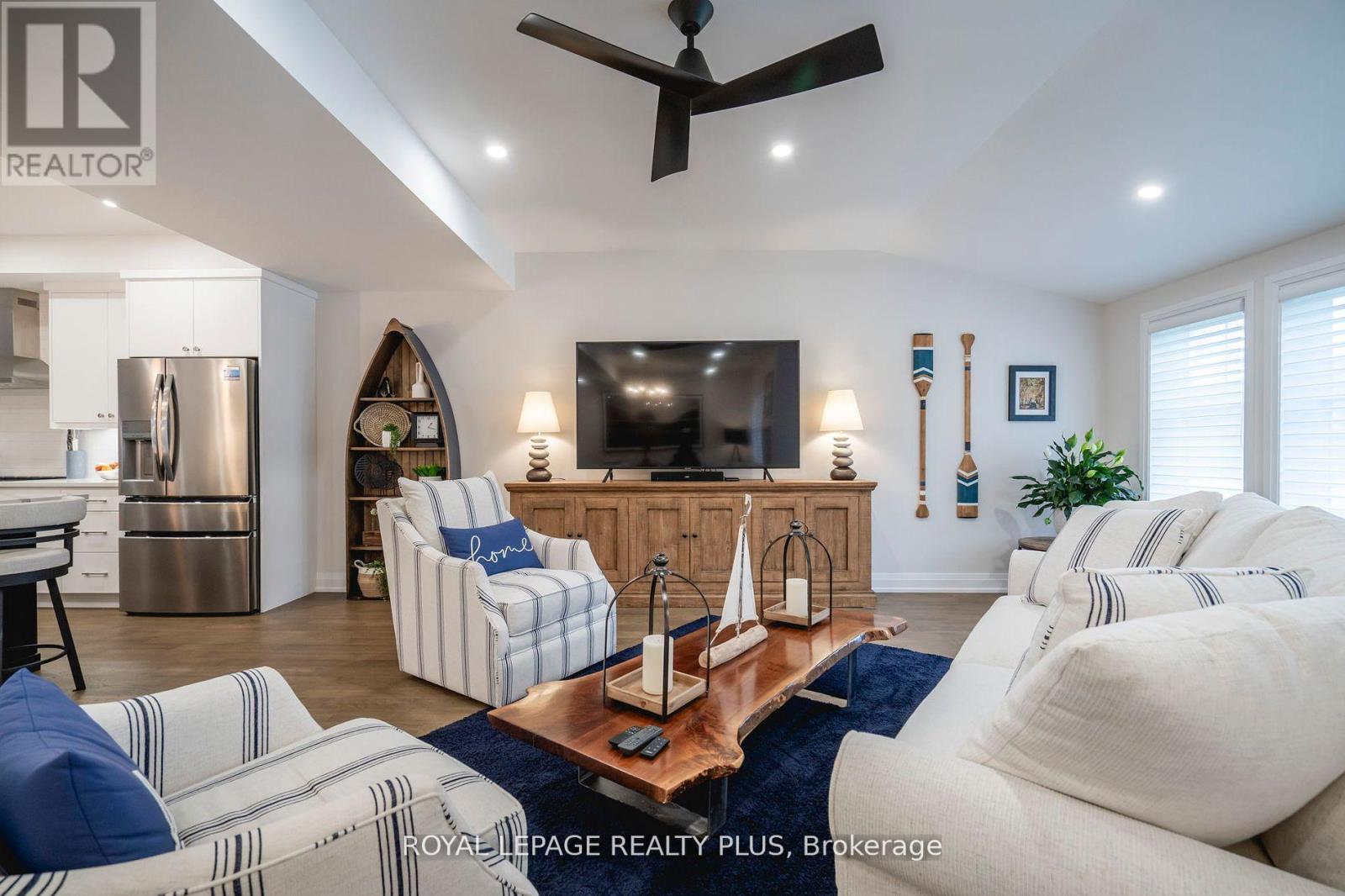 17 Quarry Road, Penetanguishene, Ontario  L9M 0W6 - Photo 3 - S12788048