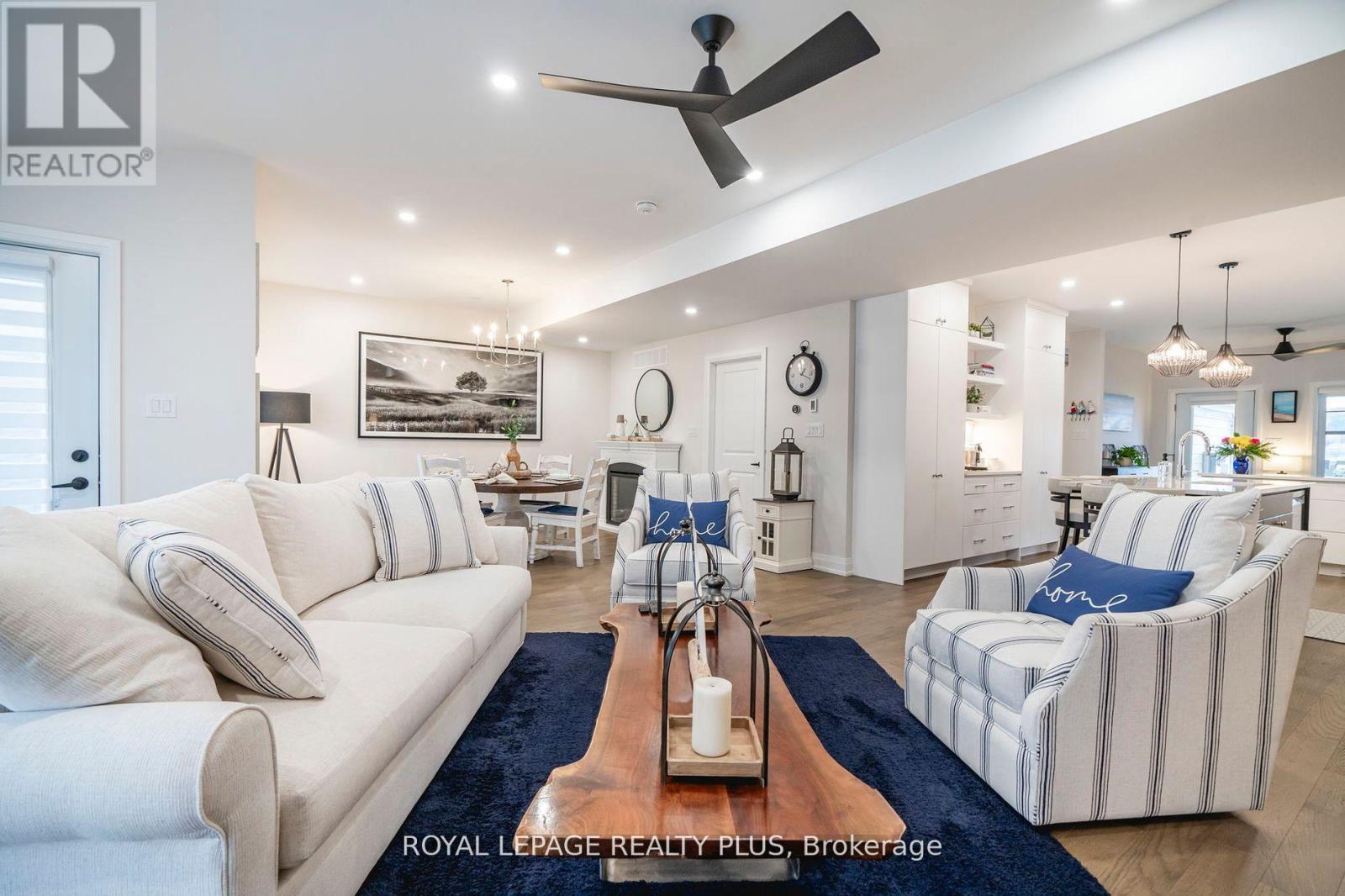 17 Quarry Road, Penetanguishene, Ontario  L9M 0W6 - Photo 4 - S12788048