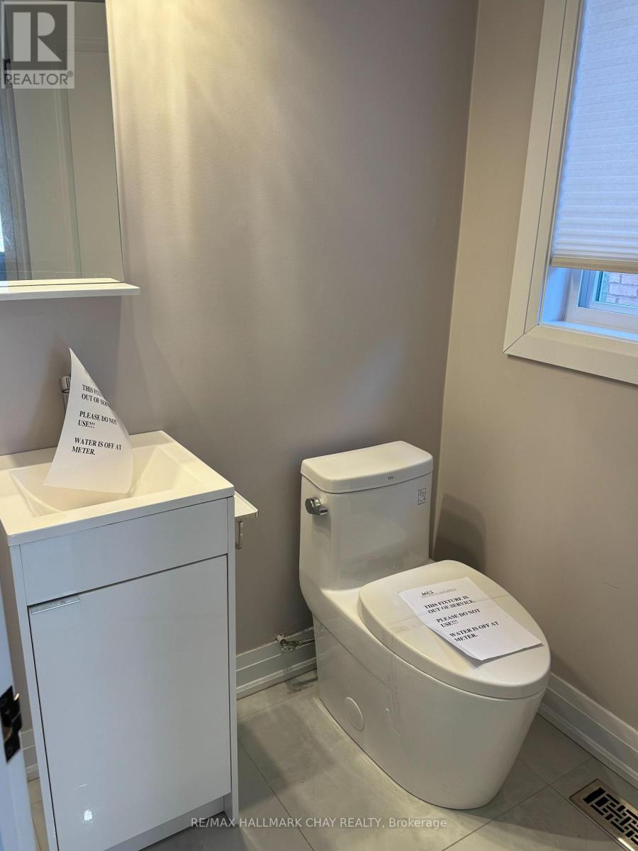 49 Catherine Drive, Barrie (Painswick South), Ontario  L4N 0Y5 - Photo 7 - S12788062