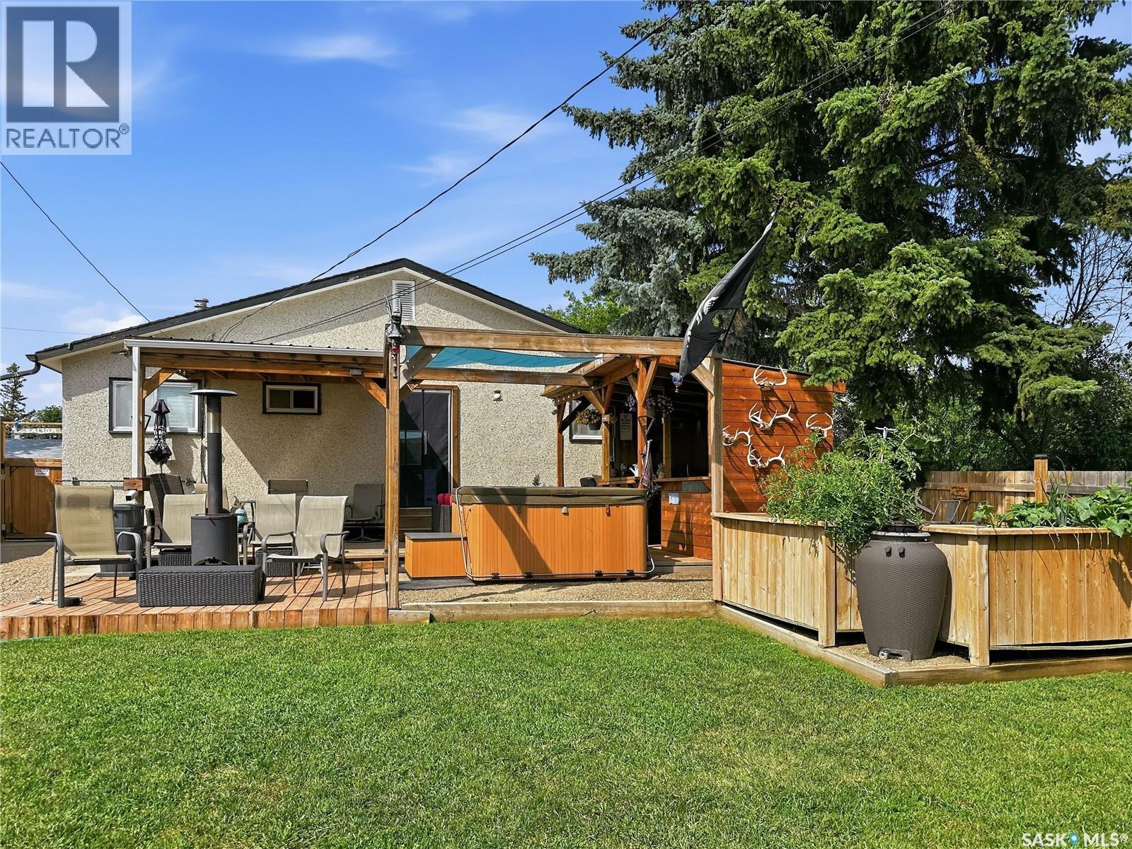 321 27th Street, Battleford, Saskatchewan  S0M 0E0 - Photo 30 - SK028563