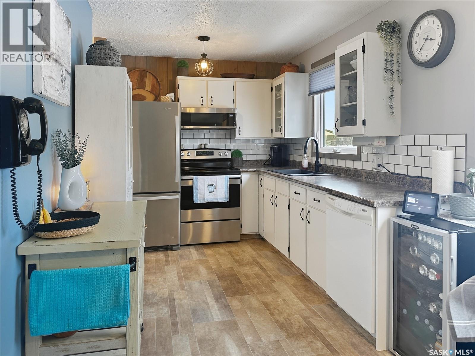 321 27th Street, Battleford, Saskatchewan  S0M 0E0 - Photo 4 - SK028563