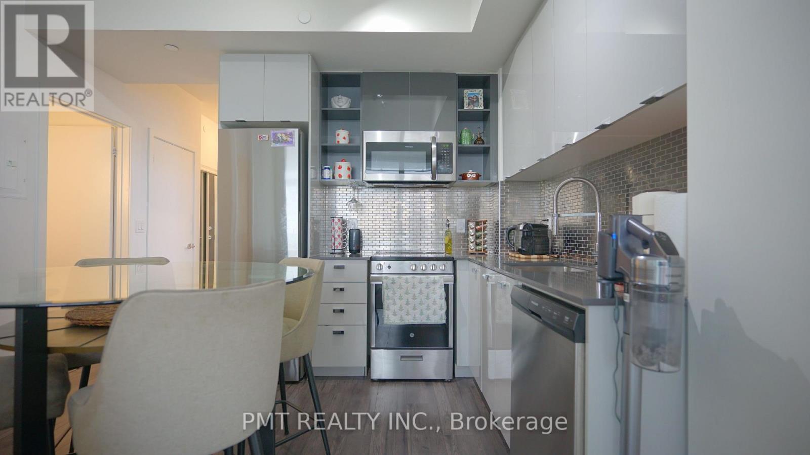 1205 - 10 De Boers Drive, Toronto, Ontario  M3J 0H1 - Photo 5 - W12788016