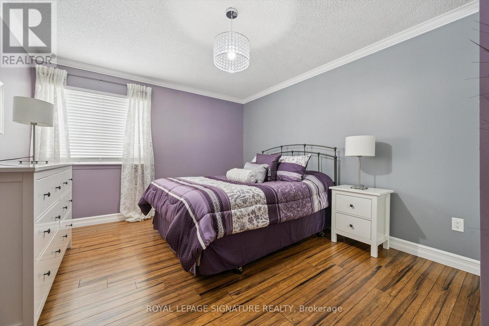 28 Manswood Crescent, Brampton, Ontario  L6T 0A4 - Photo 12 - W12788022