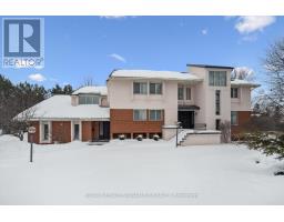 28 MANSWOOD CRESCENT, Brampton, Ontario