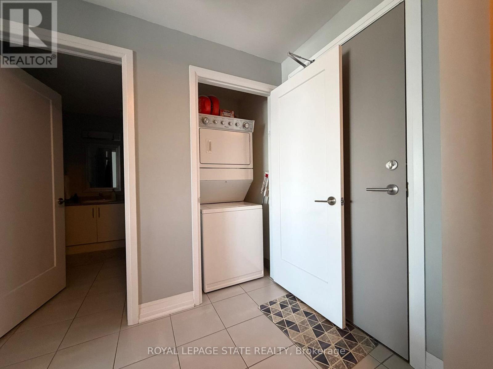 404 - 10 Concord Place, Grimsby, Ontario  L3M 0G6 - Photo 18 - X12788032