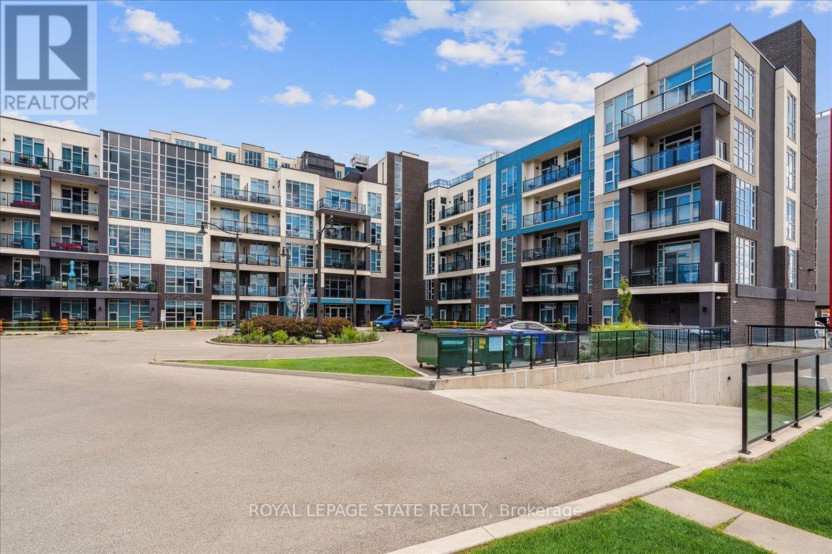 404 - 10 Concord Place, Grimsby, Ontario  L3M 0G6 - Photo 3 - X12788032