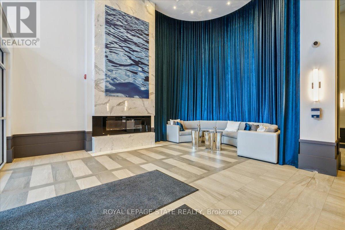 404 - 10 Concord Place, Grimsby, Ontario  L3M 0G6 - Photo 6 - X12788032