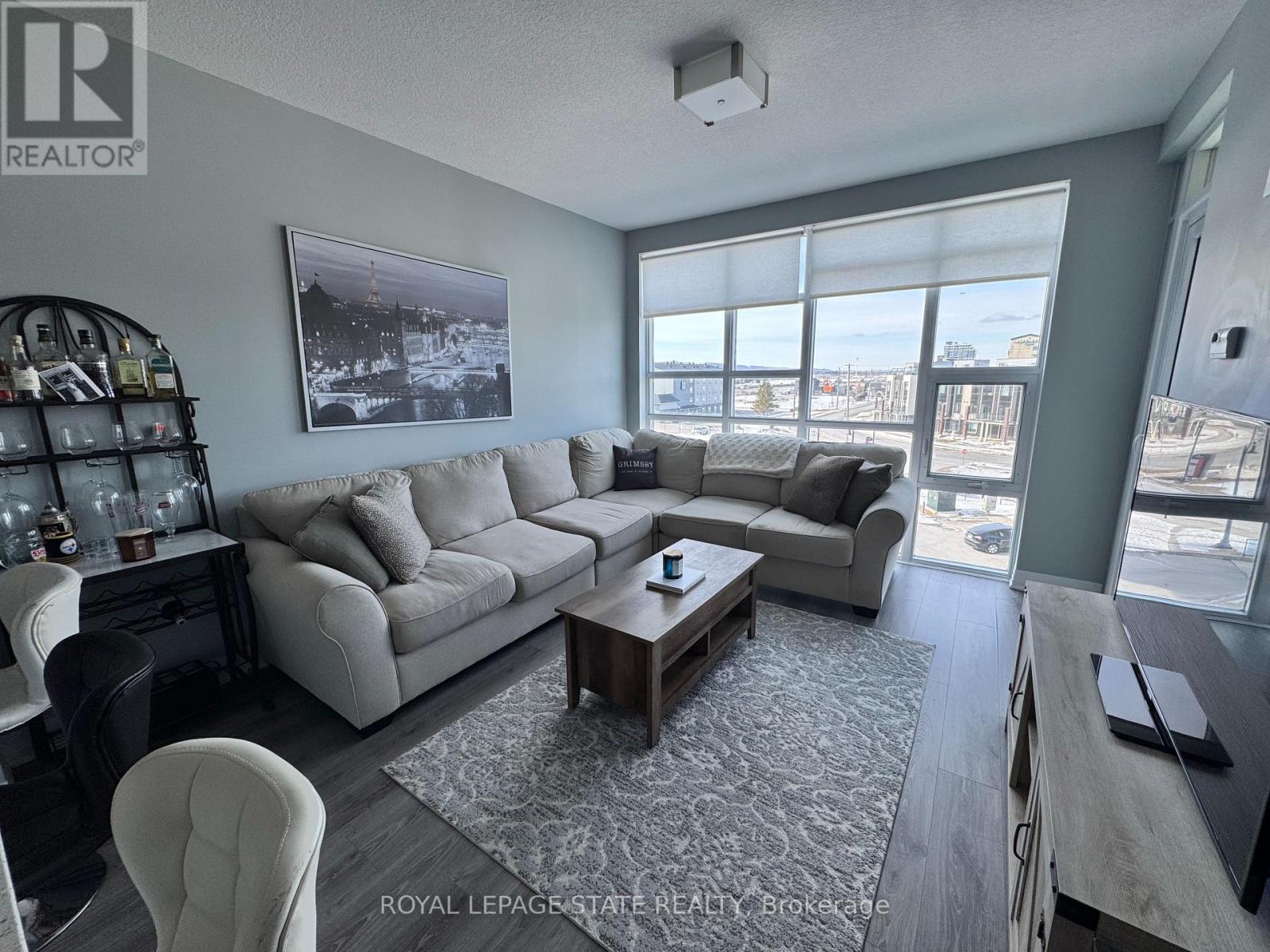 404 - 10 Concord Place, Grimsby, Ontario  L3M 0G6 - Photo 7 - X12788032