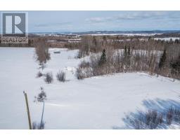 76 Calabogie RD W, Laird Township, Ontario