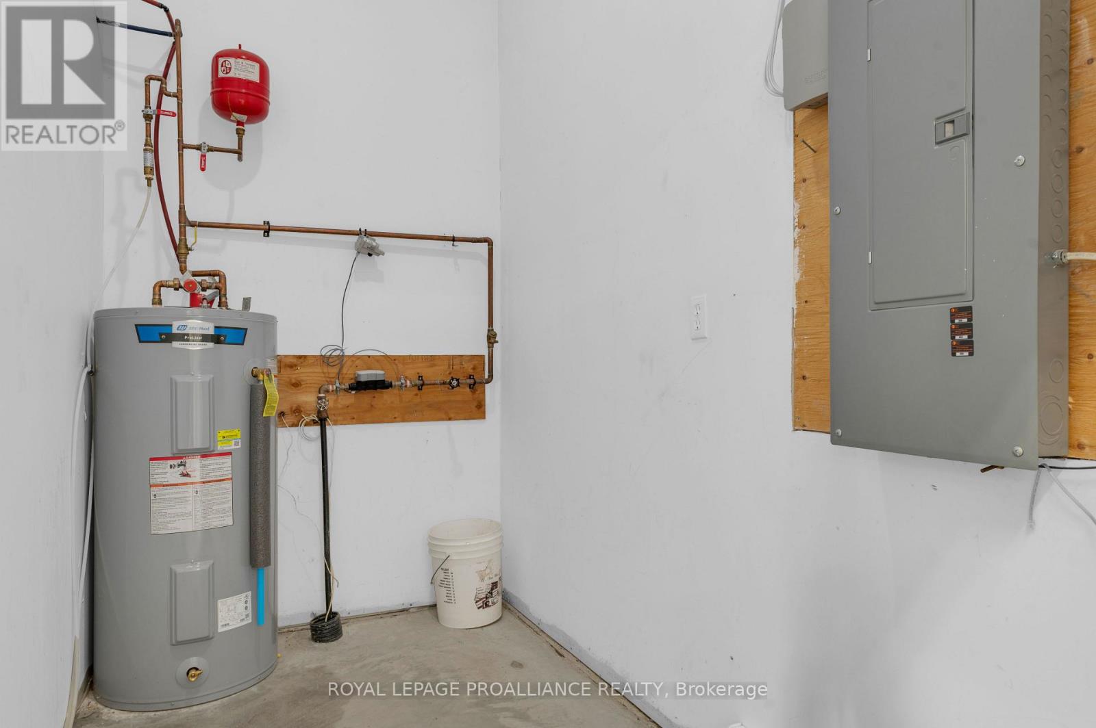 191 North Murray Street, Quinte West (Trenton Ward), Ontario  K8V 6R7 - Photo 21 - X12788086