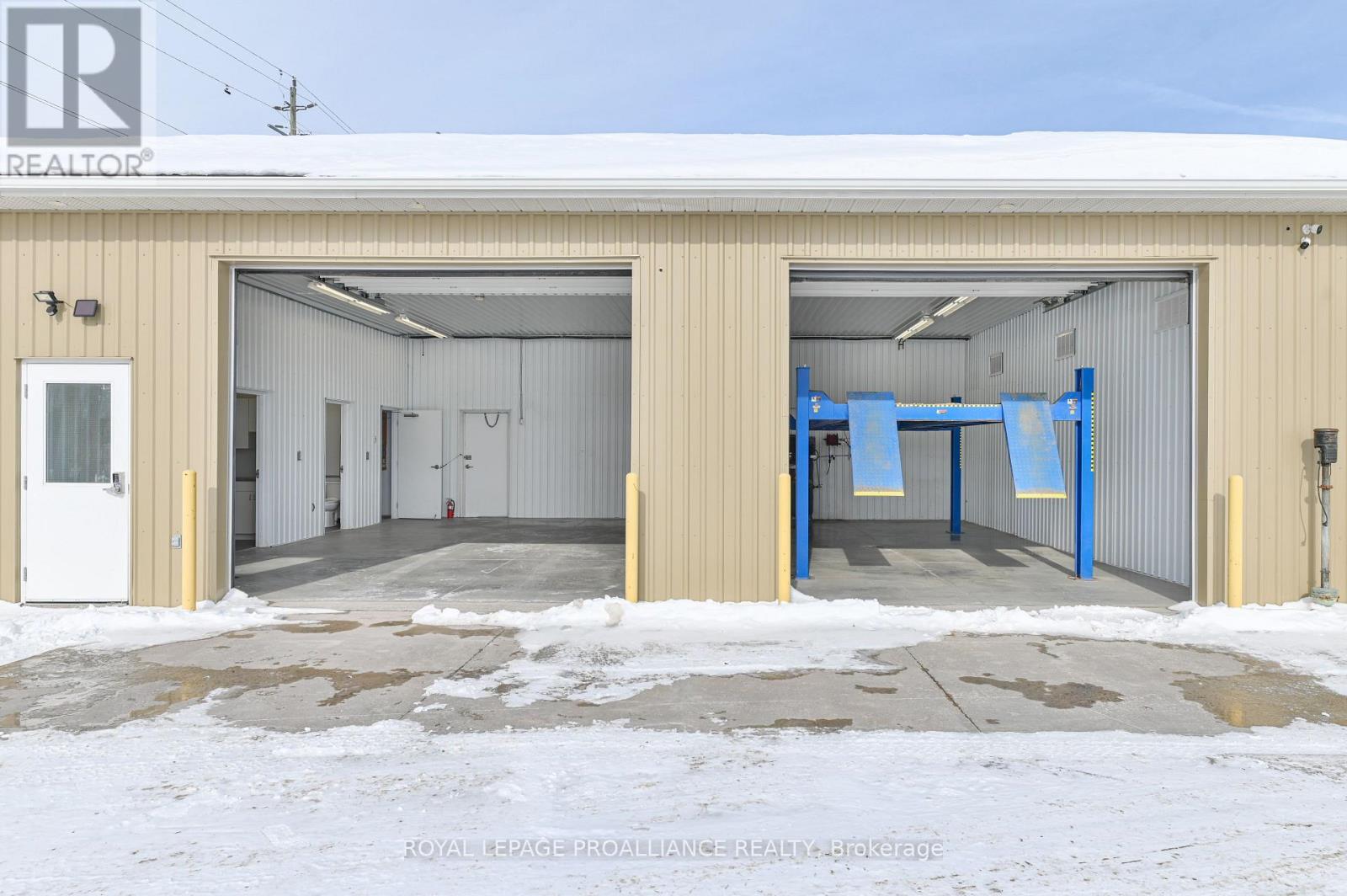 191 North Murray Street, Quinte West (Trenton Ward), Ontario  K8V 6R7 - Photo 25 - X12788086