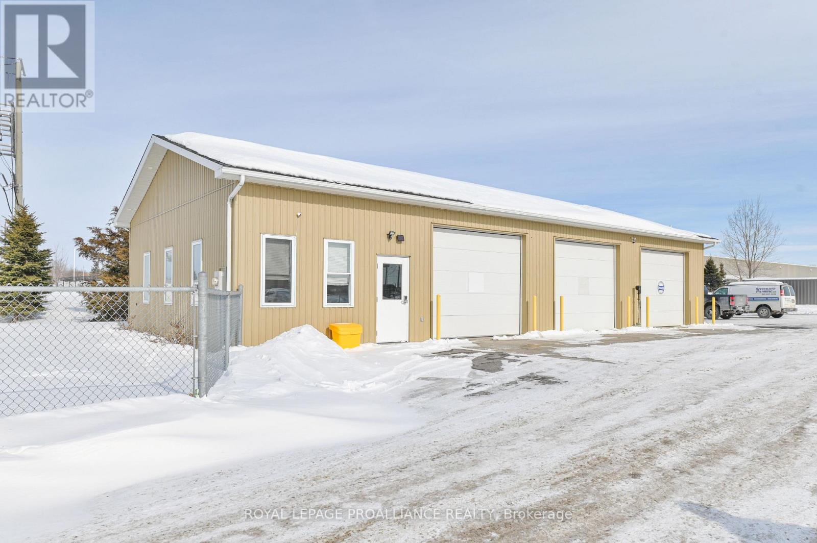 191 North Murray Street, Quinte West (Trenton Ward), Ontario  K8V 6R7 - Photo 3 - X12788086