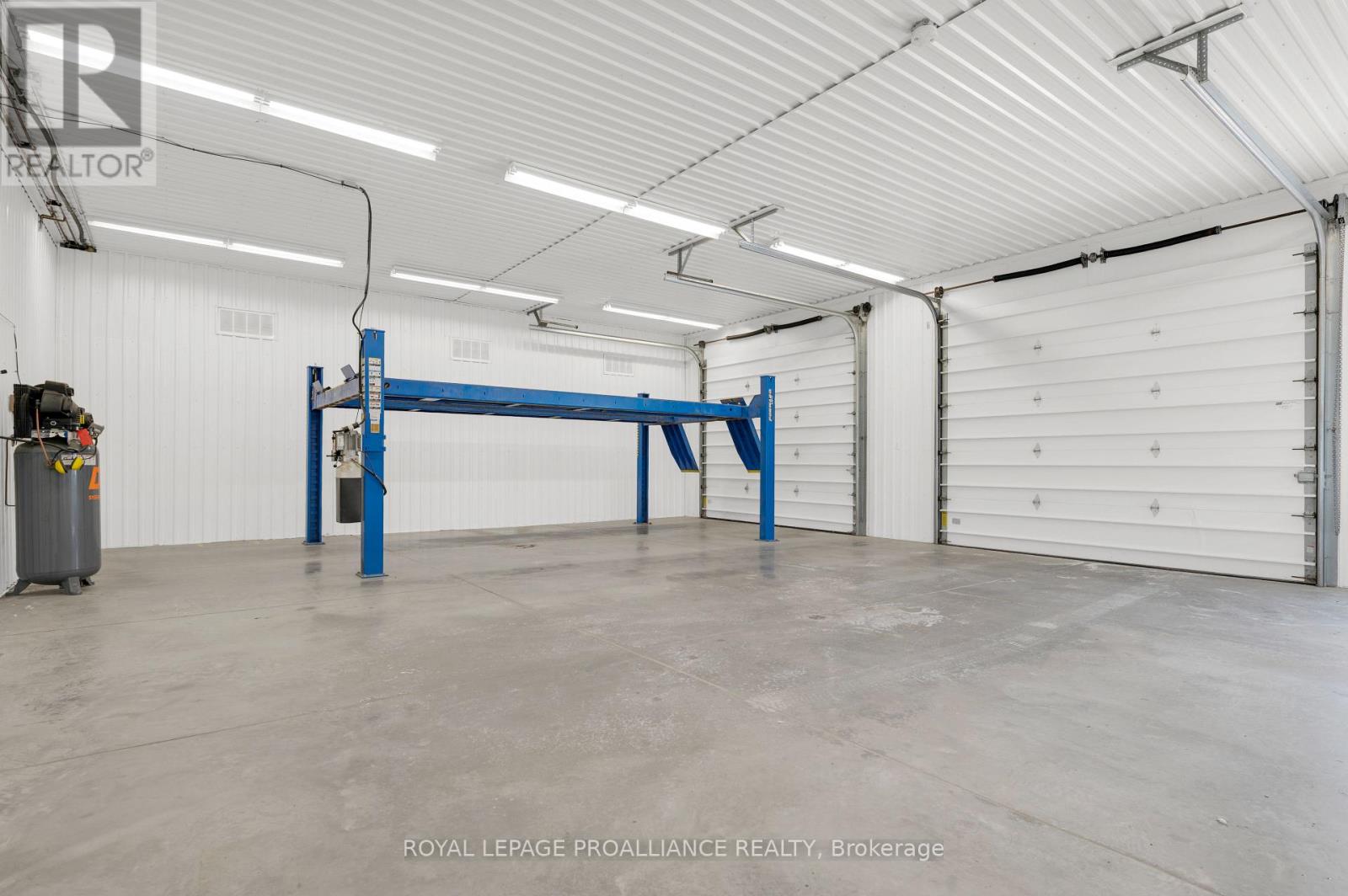 191 North Murray Street, Quinte West (Trenton Ward), Ontario  K8V 6R7 - Photo 9 - X12788086