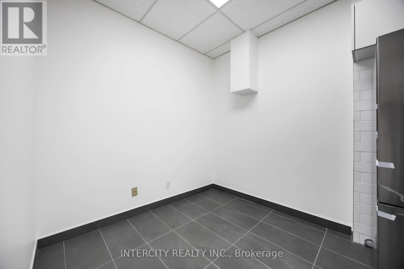 Unit A/b - 65 Melford Drive, Toronto, Ontario  M1B 2G6 - Photo 7 - E12401858