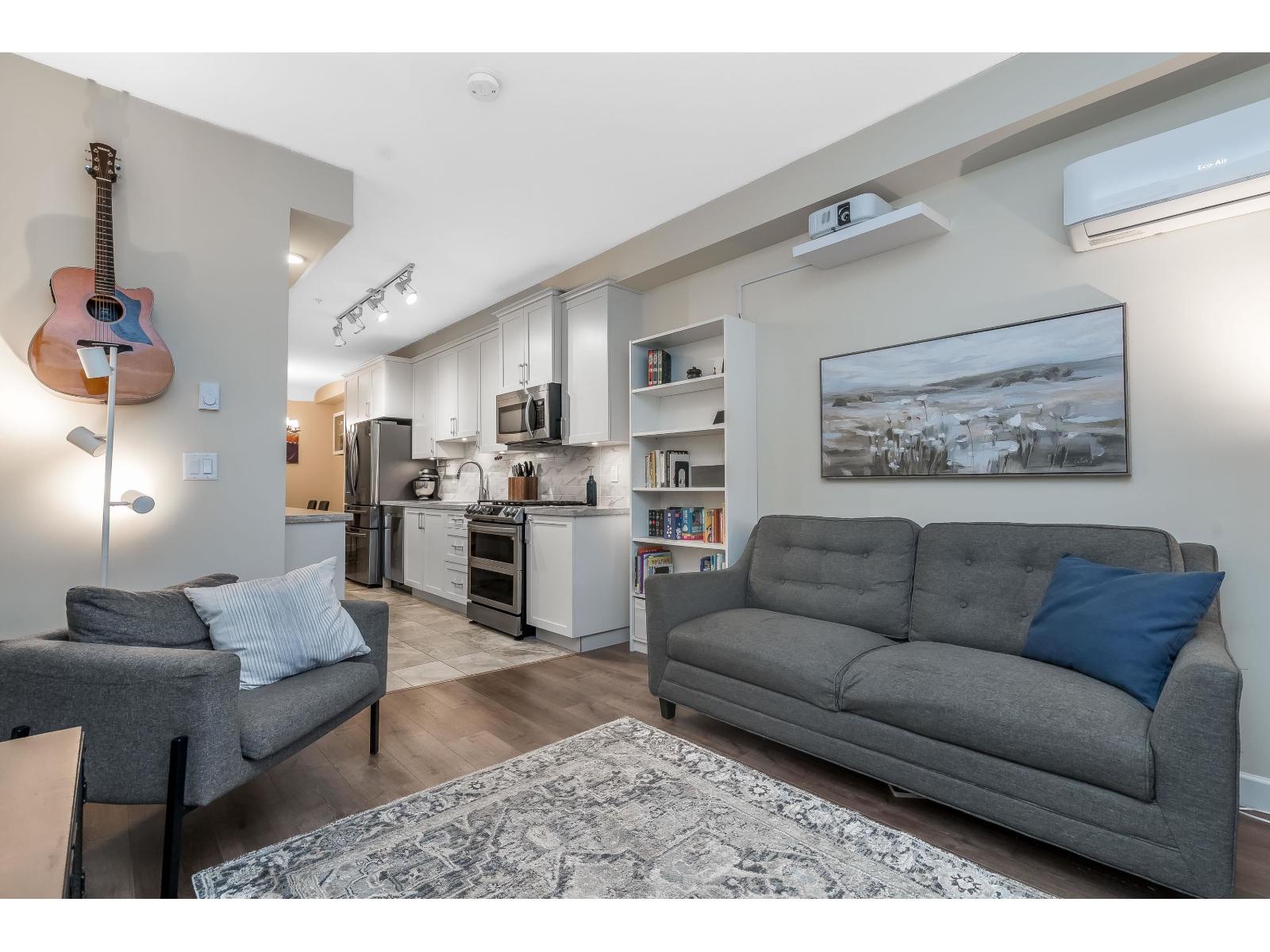 210 8526 202b Street, Langley, British Columbia  V2Y 3L3 - Photo 8 - R3089700