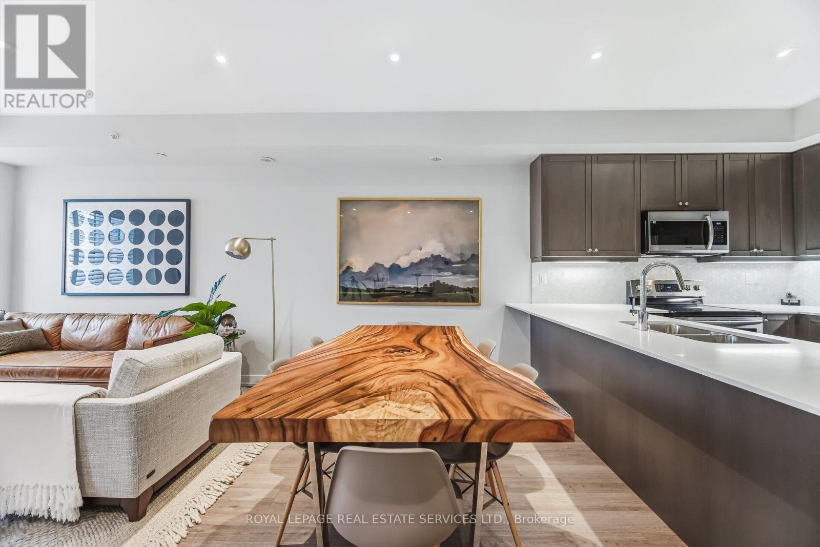 402 - 8 Drummond Street, Toronto, Ontario  M8V 1Y8 - Photo 8 - W12783914