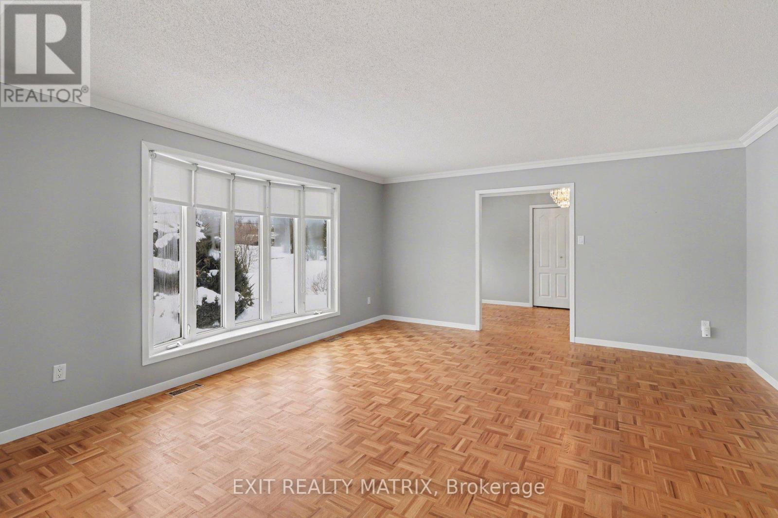 8329 Rodney Farm Drive, Ottawa, Ontario  K0A 2P0 - Photo 7 - X12788200