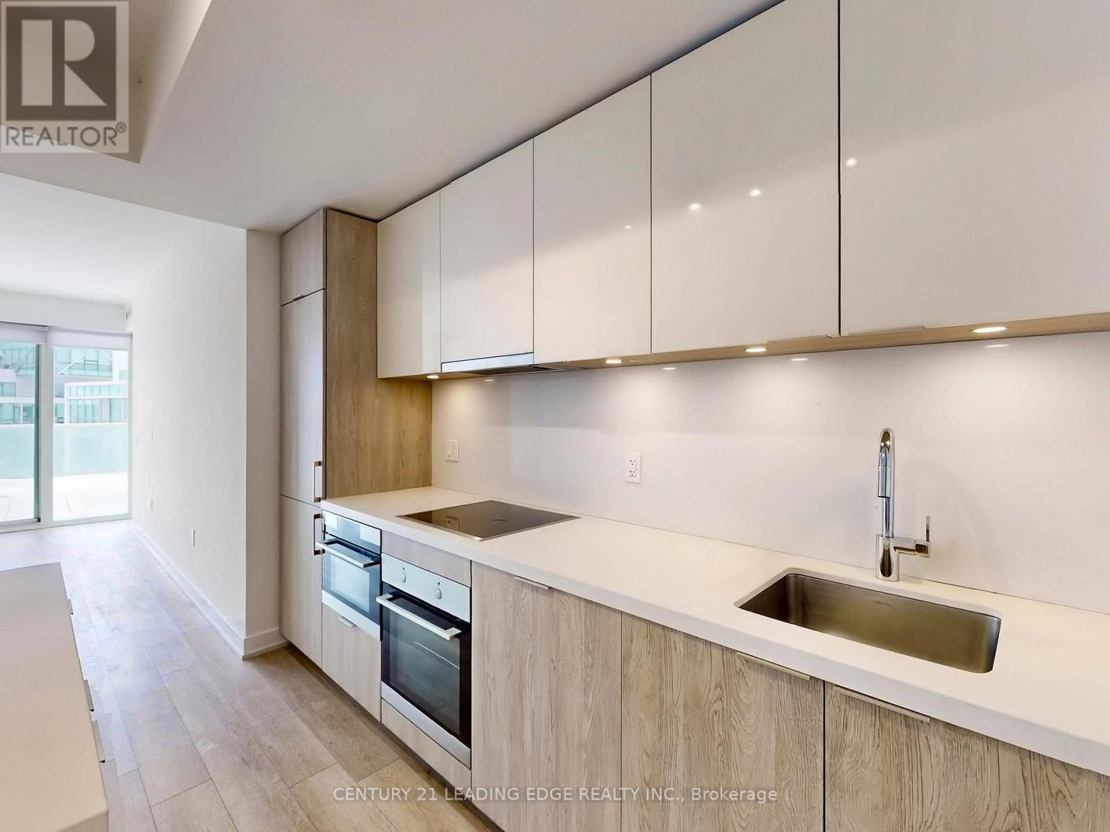 1002 - 15 Queens Quay E, Toronto, Ontario  M5E 0C5 - Photo 13 - C12786570