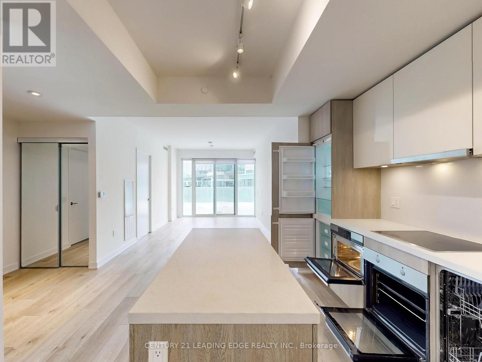 1002 - 15 Queens Quay E, Toronto, Ontario  M5E 0C5 - Photo 12 - C12786570