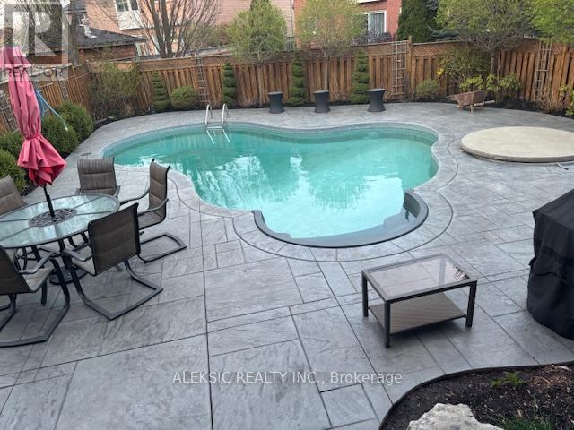 33 Hillpath Crescent, Brampton, Ontario  L6Z 4T7 - Photo 43 - W12787410