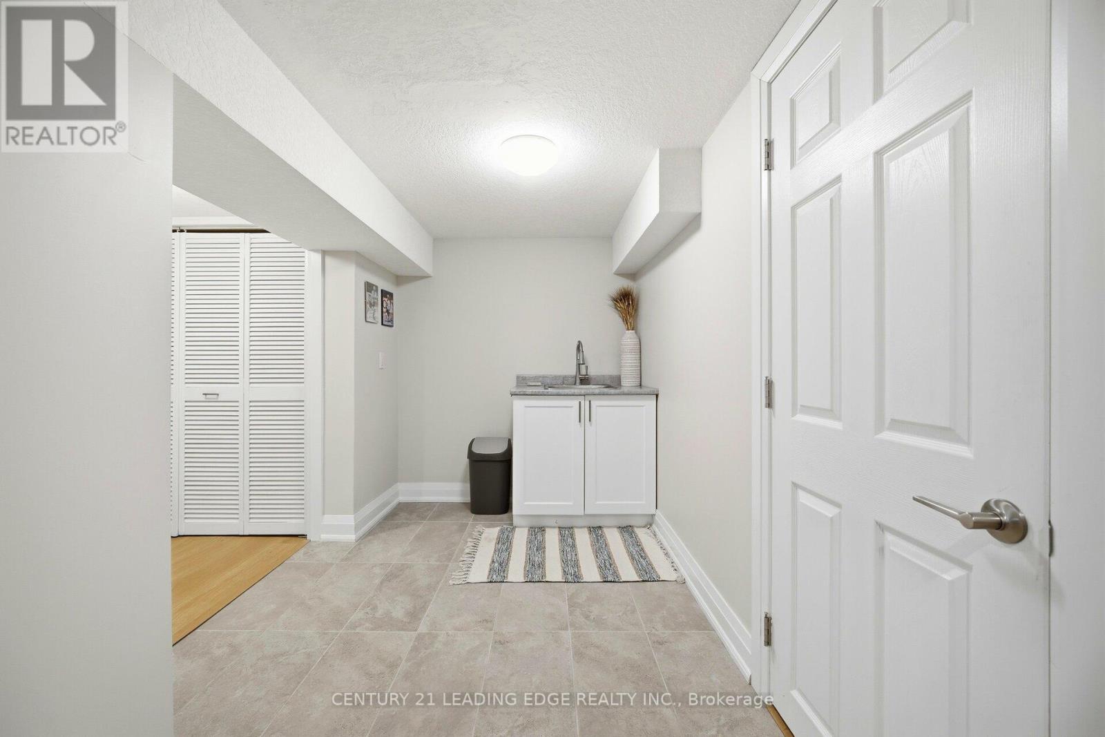 979 Kingsway Drive, Burlington, Ontario  L7T 3J1 - Photo 41 - W12787922