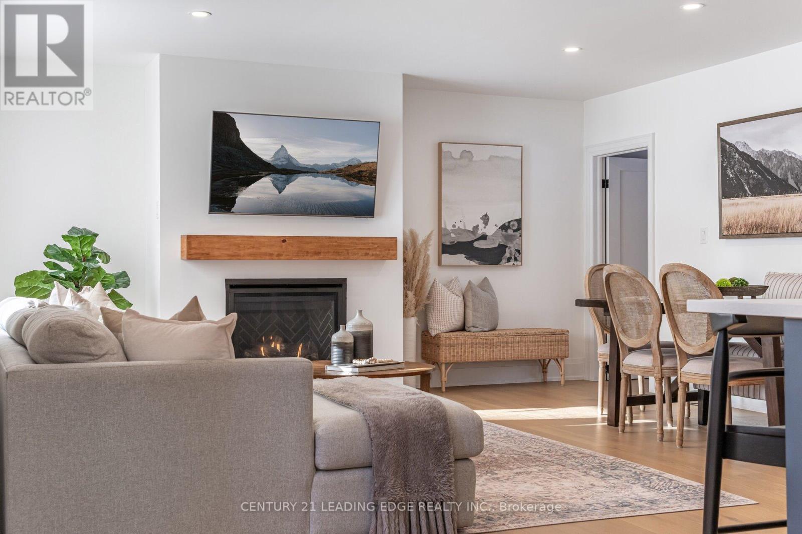 979 Kingsway Drive, Burlington, Ontario  L7T 3J1 - Photo 8 - W12787922