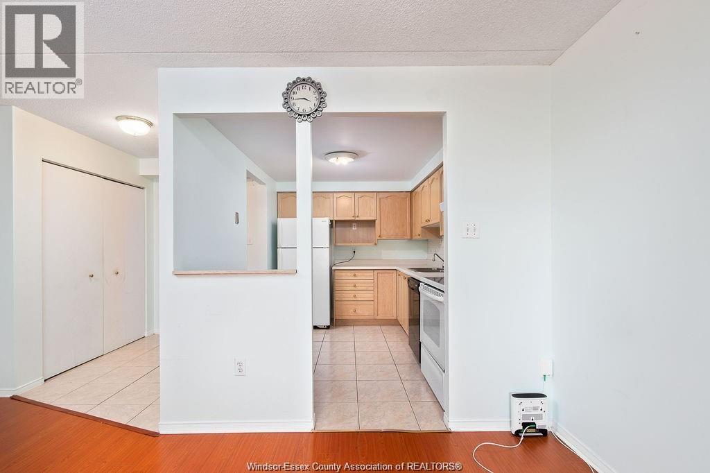 401 Grand Marais Unit# 206, Windsor, Ontario  N9E 4S2 - Photo 7 - 26003243