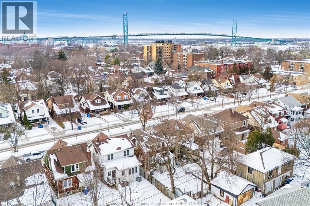 360 Rankin, Windsor, Ontario  N9B 2R7 - Photo 30 - 26003242