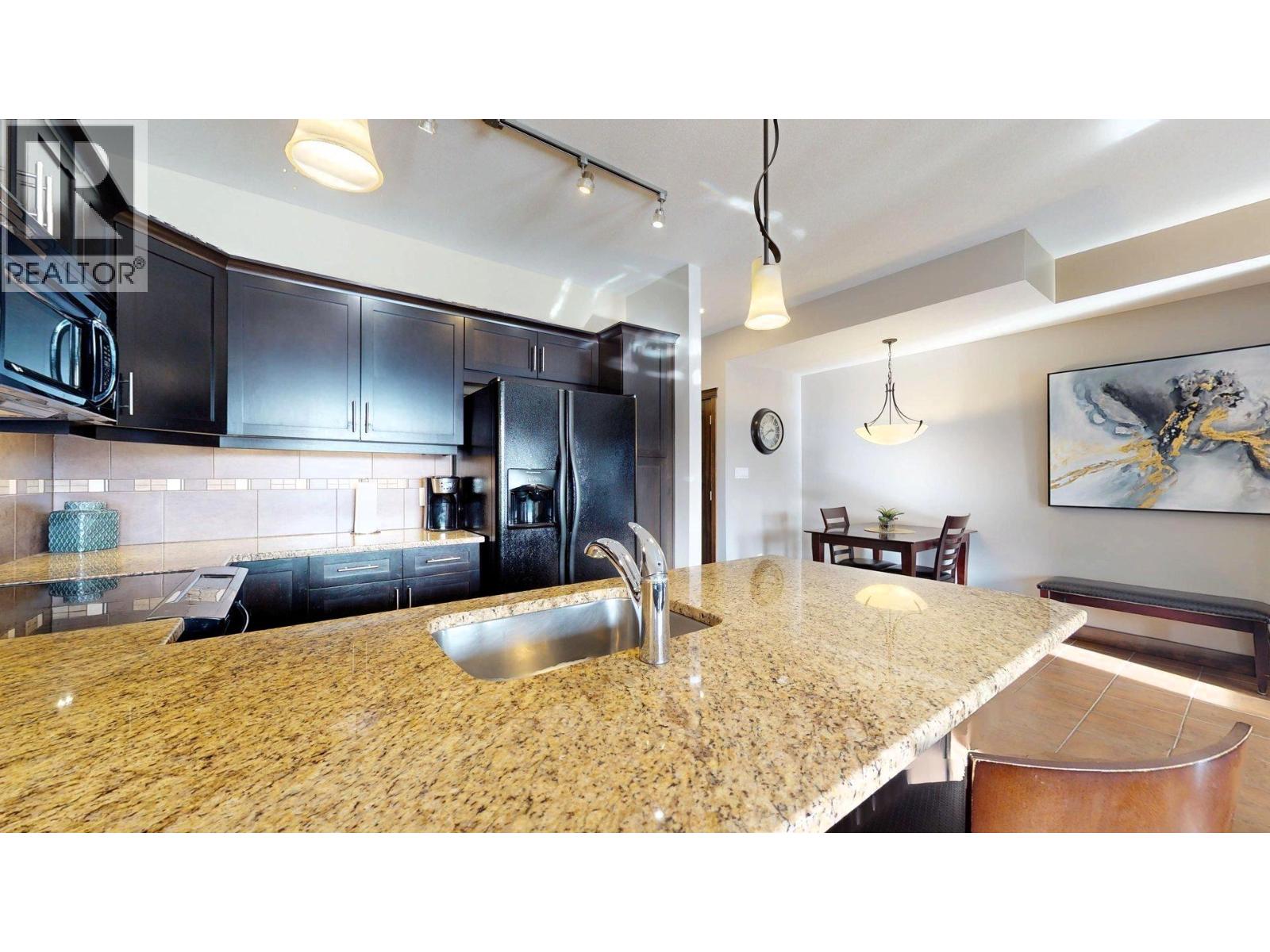 800 Bighorn Boulevard Unit# 825 E, Radium Hot Springs, British Columbia  V0A 1M0 - Photo 19 - 10375879