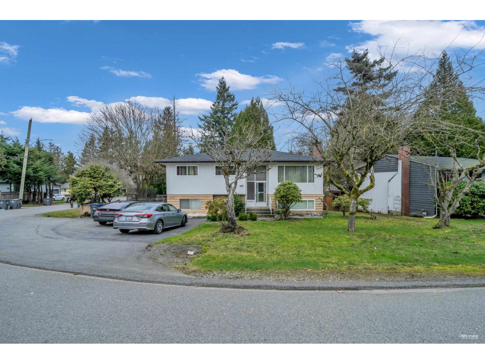12521 GROVE CRESCENT, Surrey, British Columbia