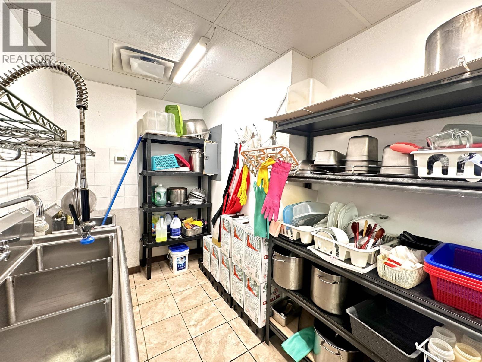 7343 Edmonds Street, Burnaby, British Columbia  V3N 1A7 - Photo 8 - C8076103