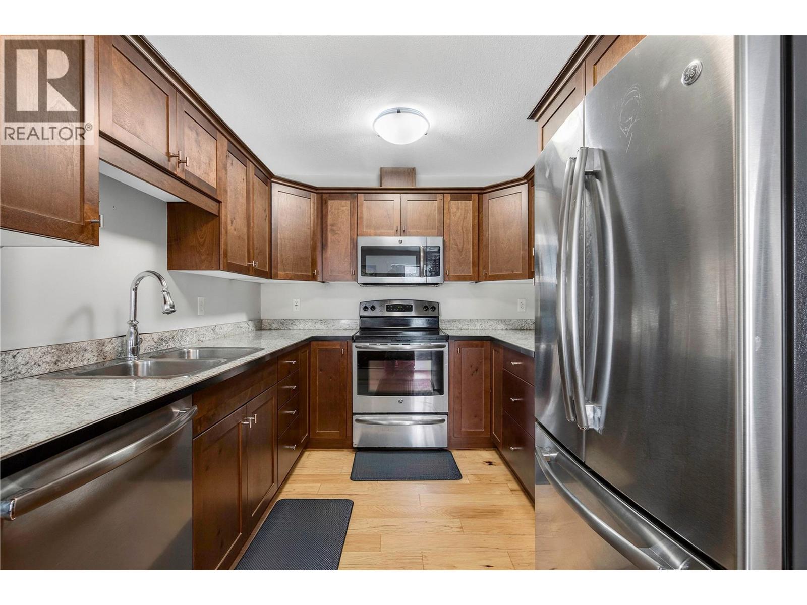 1449 1st Avenue Ne Unit# 403, Salmon Arm, British Columbia V1E 0C4 - Photo 13 - 10375796