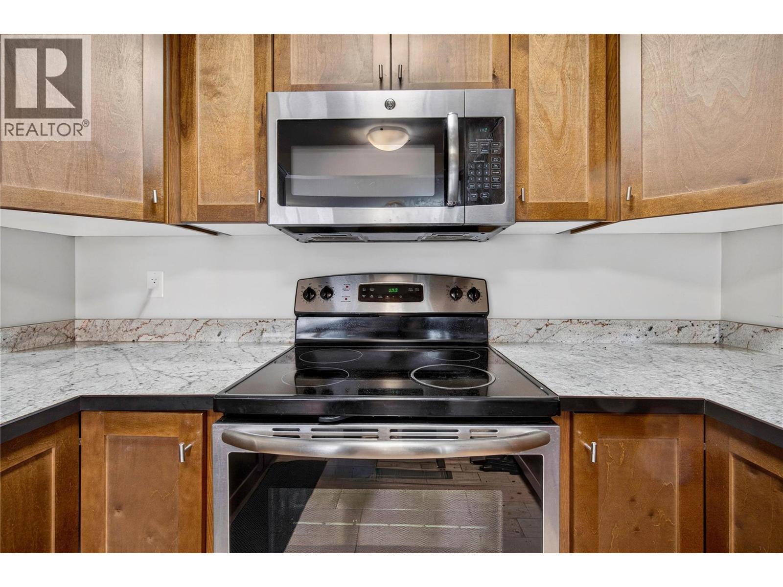 1449 1st Avenue Ne Unit# 403, Salmon Arm, British Columbia V1E 0C4 - Photo 17 - 10375796